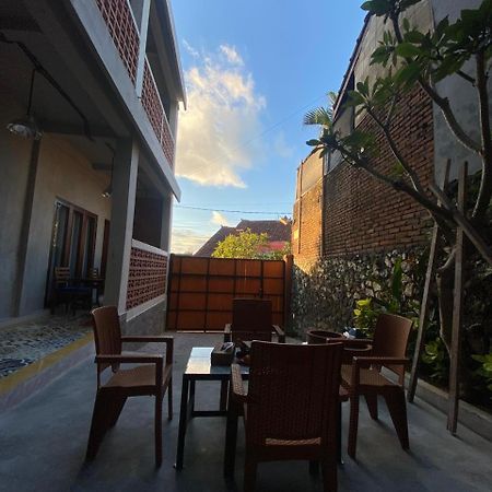Br Bed N Bfast Bed & Breakfast Uluwatu  Exterior photo