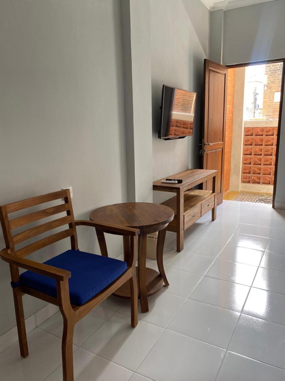 Br Bed N Bfast Bed & Breakfast Uluwatu  Exterior photo